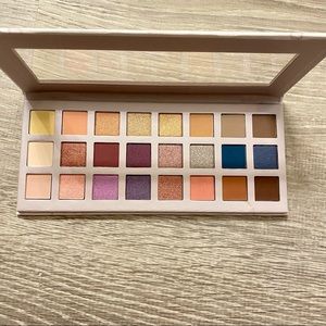 Ulta 24 shades eyeshadow palette